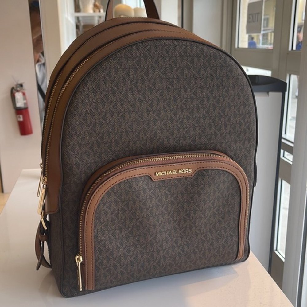 Michael Kors Jaycee Large Zip Pocket Backpack Brown - Picture 8 of 16